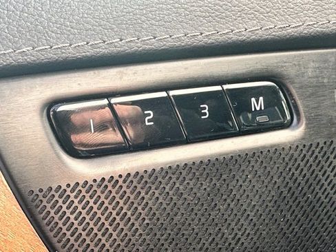 Used 2019 Volvo XC90 T8 Inscription w/ Protection Package Premier image 10