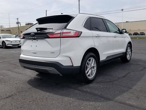 Used 2023 Ford Edge SEL w/ Convenience Package image 5