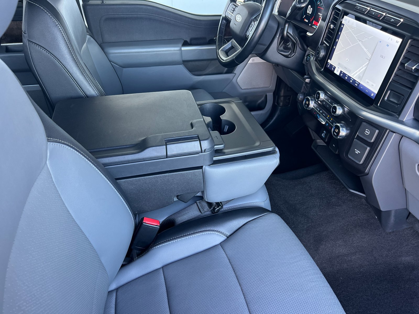 Used 2021 Ford F150 Lariat RWD image 15