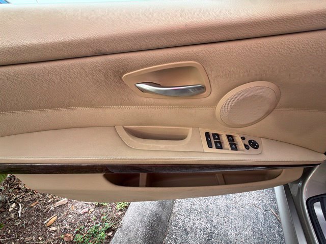 Used 2010 BMW 328i Sedan RWD image 7