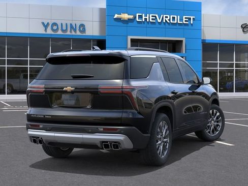New 2026 Chevrolet Traverse LT w/ Sun and Wheel Package AWD/4WD image 4