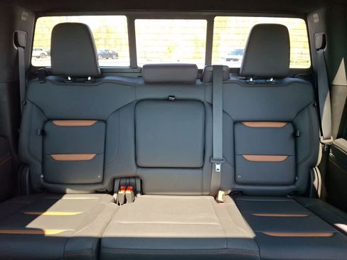 Used 2025 GMC Sierra 1500 AT4 w/ Technology Package image 13