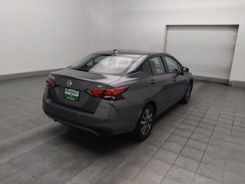 Used 2021 Nissan Versa SV FWD image 9