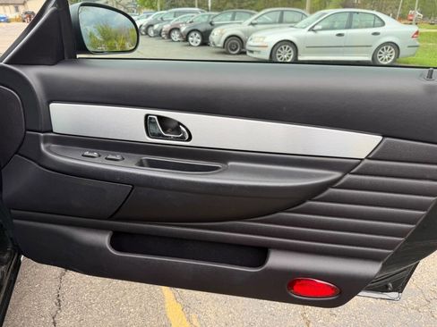 Used 2004 Ford Thunderbird RWD image 13