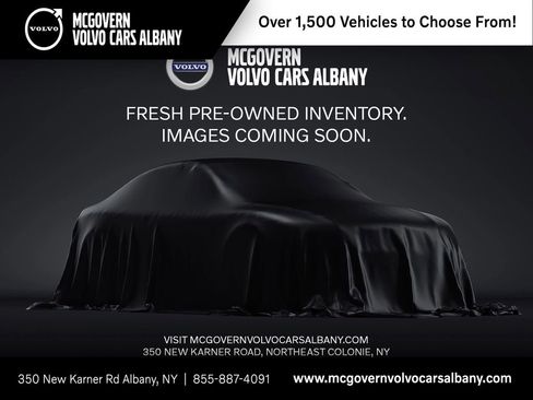 Used 2025 Volvo XC40 B5 Ultra w/ Climate Package AWD/4WD image 1