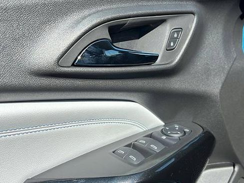 New 2026 Chevrolet Trax LT w/ LT Convenience Package image 16