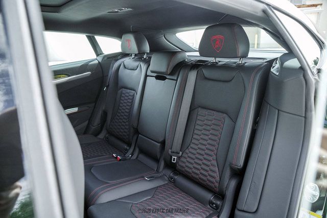 Used 2024 Lamborghini Urus S AWD/4WD image 70
