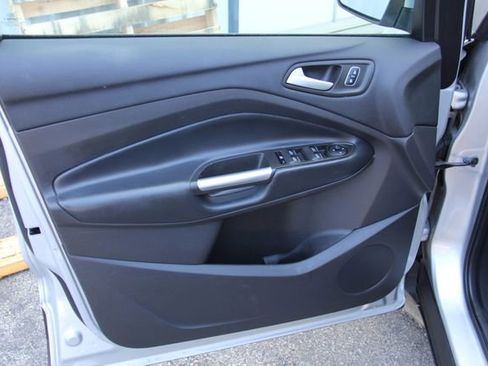 Used 2019 Ford Escape SEL AWD/4WD image 15
