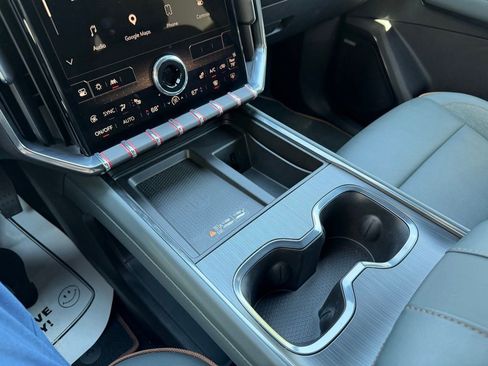 Certified 2024 GMC Acadia AT4 AWD/4WD image 32