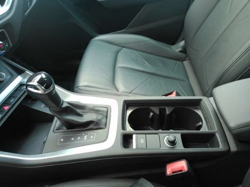 Used 2025 Audi Q3 2.0T Premium AWD/4WD image 41