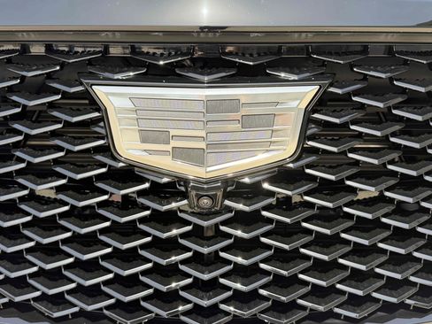 Used 2026 Cadillac Escalade V w/ LPO, ONYX Package AWD/4WD image 4