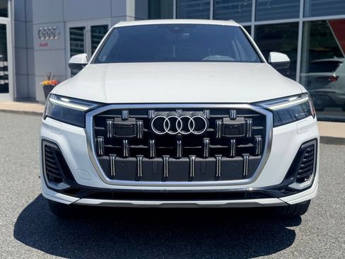 Certified 2025 Audi Q7 3.0T Premium Plus AWD/4WD image 9