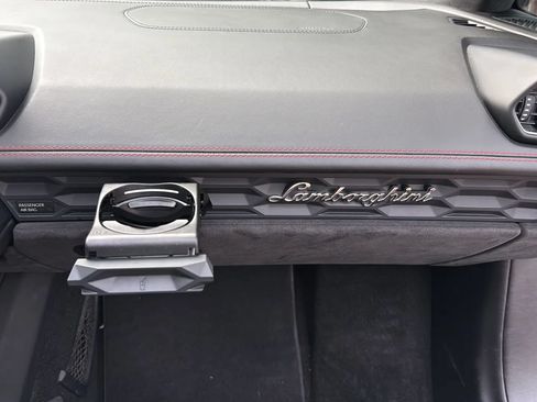 Used 2017 Lamborghini Huracan LP 580-2 RWD image 33