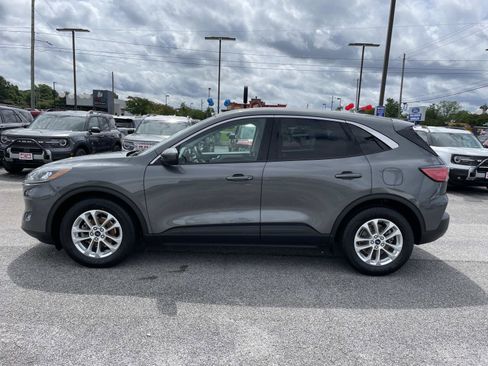 Used 2021 Ford Escape SE w/ Convenience Package FWD image 8
