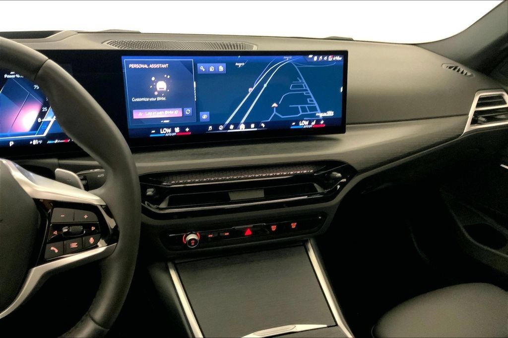 Certified 2025 BMW 330i Sedan RWD image 5