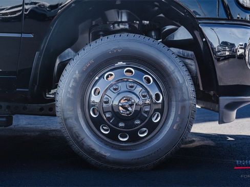 Used 2024 RAM 3500 Laramie w/ Night Edition image 12