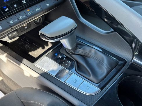 Used 2023 Hyundai Elantra SEL w/ Convenience Package FWD image 28