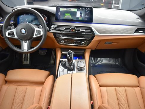 Used 2021 BMW 540i xDrive w/ M Sport Package AWD/4WD image 15
