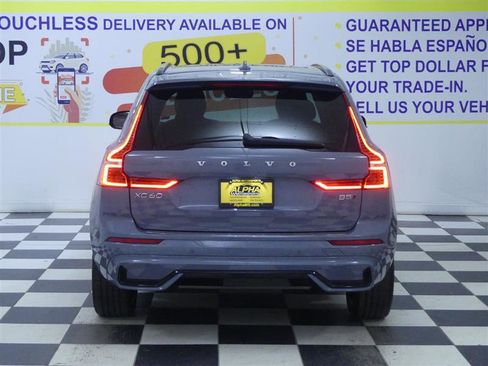 Used 2023 Volvo XC60 B5 Plus w/ Climate Package image 6