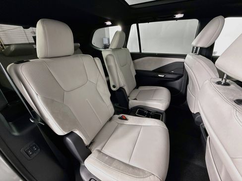 Used 2025 Lexus TX 350 AWD w/ Technology Package image 27