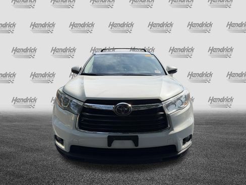 Used 2016 Toyota Highlander Limited Platinum AWD/4WD image 3