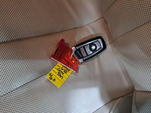 Used 2013 BMW 640i Convertible RWD image 36