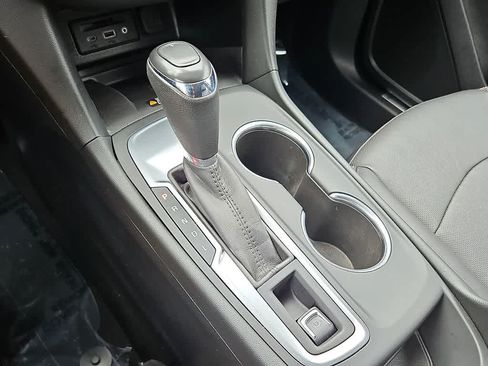 Used 2019 Chevrolet Equinox Premier FWD image 13