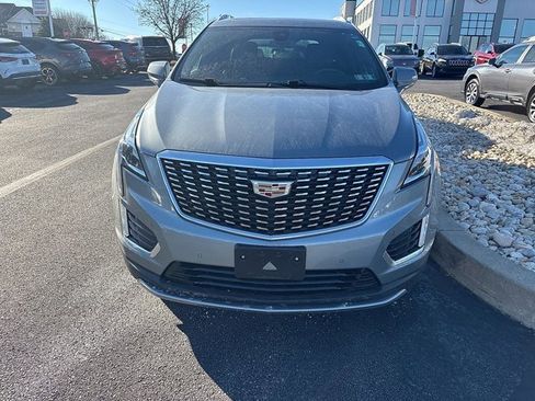 Used 2023 Cadillac XT5 Premium Luxury image 2