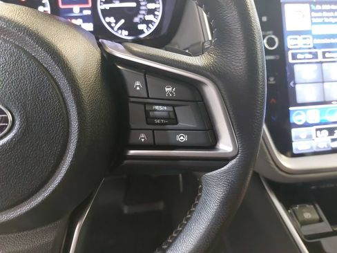 Used 2024 Subaru Outback Premium AWD/4WD image 19