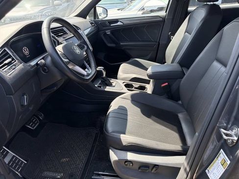 Certified 2023 Volkswagen Tiguan SE R-Line FWD image 12
