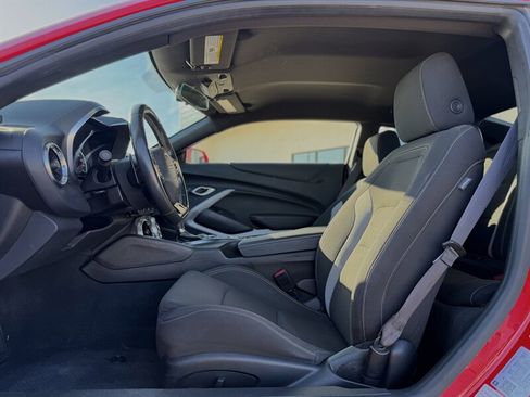 Used 2023 Chevrolet Camaro LT image 3