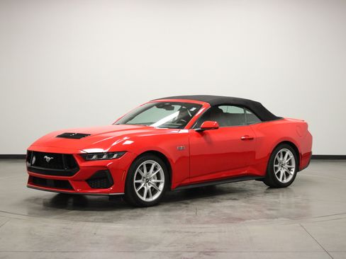 Used 2024 Ford Mustang GT Premium RWD image 4