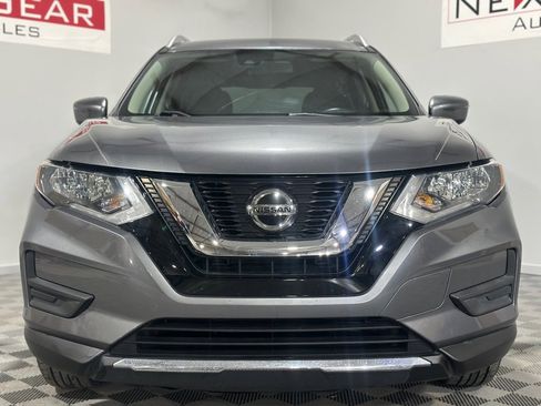 Used 2019 Nissan Rogue S w/ Special Edition Package image 4