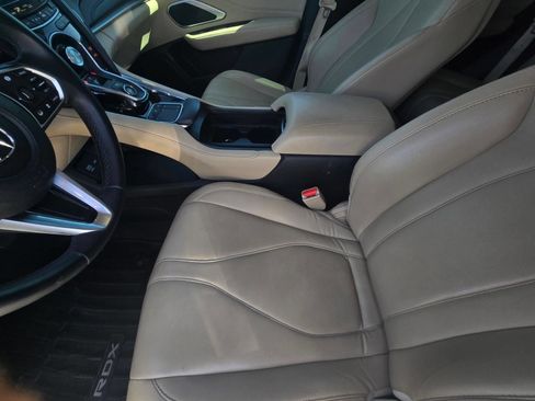 Used 2019 Acura RDX FWD image 11