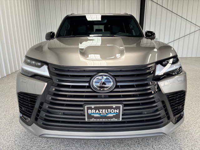 Used 2024 Lexus LX 600 4WD w/ Appearance Package image 5