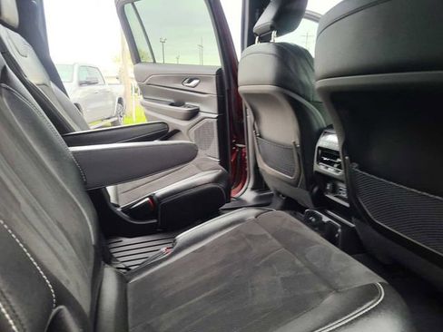 Used 2024 Jeep Grand Cherokee L Laredo AWD/4WD image 22