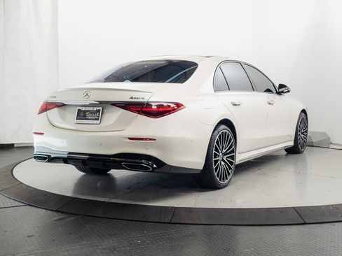 Used 2023 Mercedes-Benz S 580 4MATIC Sedan image 36