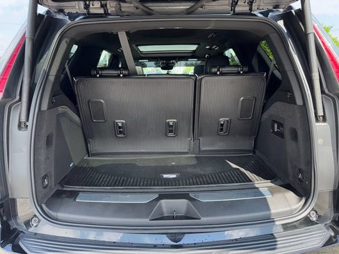 Used 2023 Cadillac Escalade Premium Luxury w/ LPO, Radiant Package AWD/4WD image 35