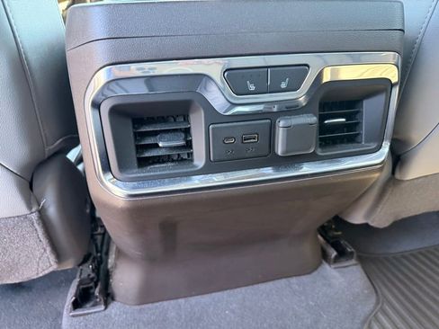 Used 2020 Chevrolet Silverado 1500 LTZ w/ LTZ Plus Package AWD/4WD image 18