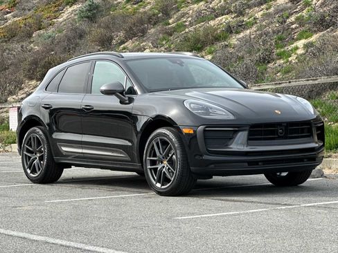 New 2026 Porsche Macan Turbo image 10