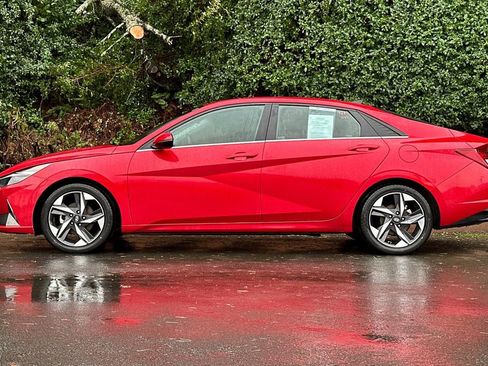 Used 2021 Hyundai Elantra SEL w/ Convenience + Premium Package image 7