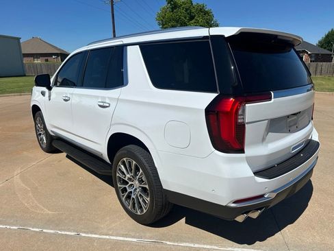 Used 2026 GMC Yukon Denali w/ Advanced Technology Package AWD/4WD image 3