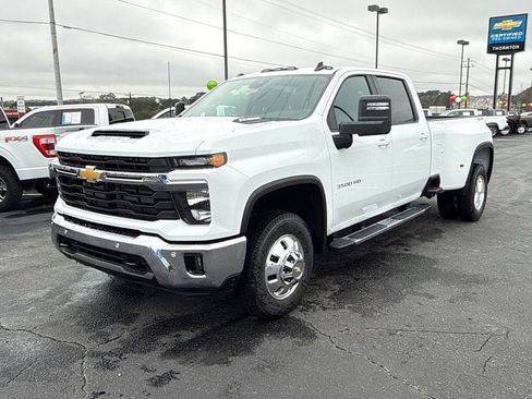 New 2026 Chevrolet Silverado 3500 LT w/ All Star Edition image 2