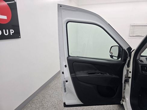 Used 2022 RAM ProMaster City Tradesman FWD image 24