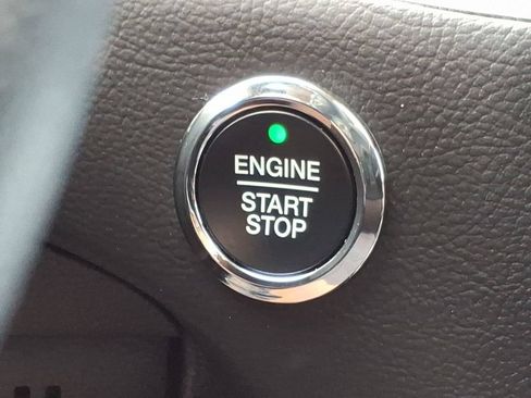 Used 2024 Ford Edge Titanium AWD/4WD image 21