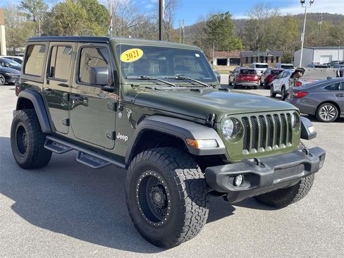 Used 2021 Jeep Wrangler Unlimited Sport image 5