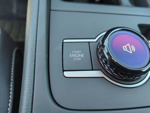 New 2026 Volkswagen Tiguan SE R-Line image 34