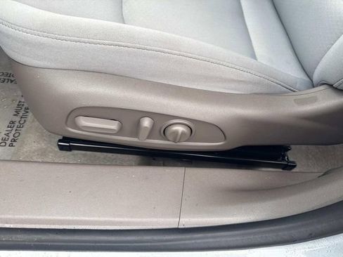 Used 2023 Chevrolet Malibu LS image 19