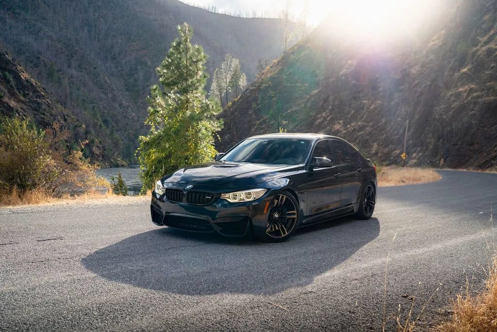 Used 2016 BMW M3 RWD image 5
