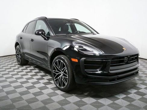 New 2026 Porsche Macan image 28